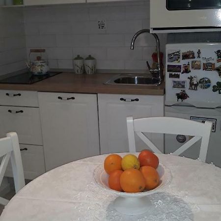 Studio Apartment Angie Сплит Екстериор снимка